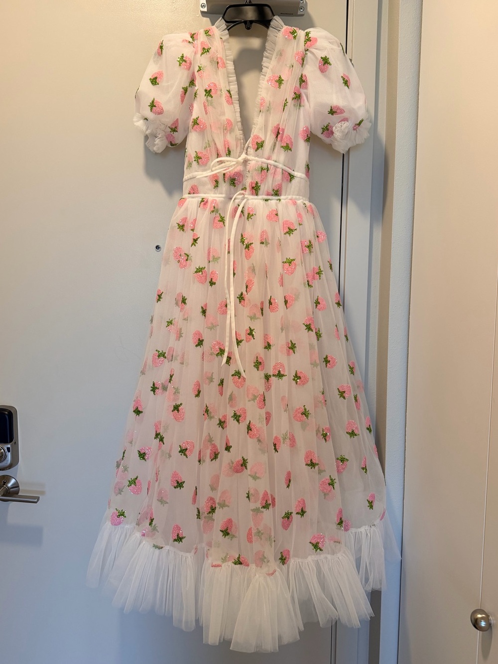 Lirika Matoshi White Strawberry Midi Dress - Picture 4 of 9